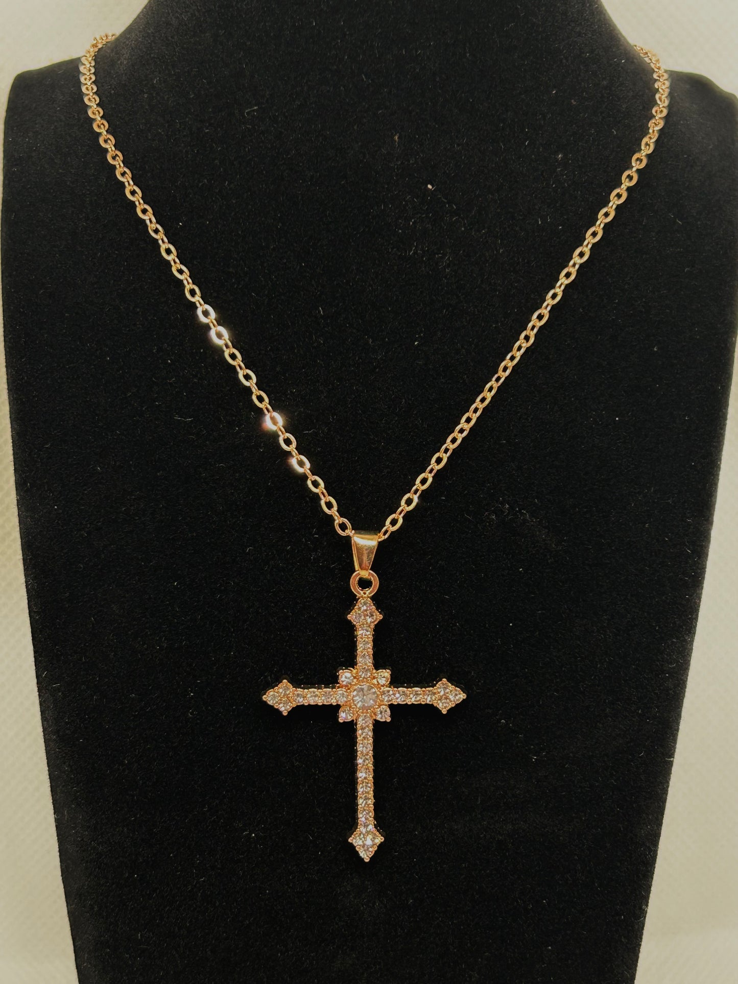 GOLD CROSS NECKLACE